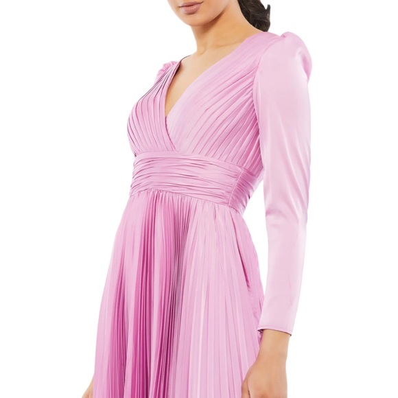 Mac Duggal Dusty Lilac Pleated Long Sleeve Chiffon A-Line Gown 26542 size 14 - Picture 3 of 7